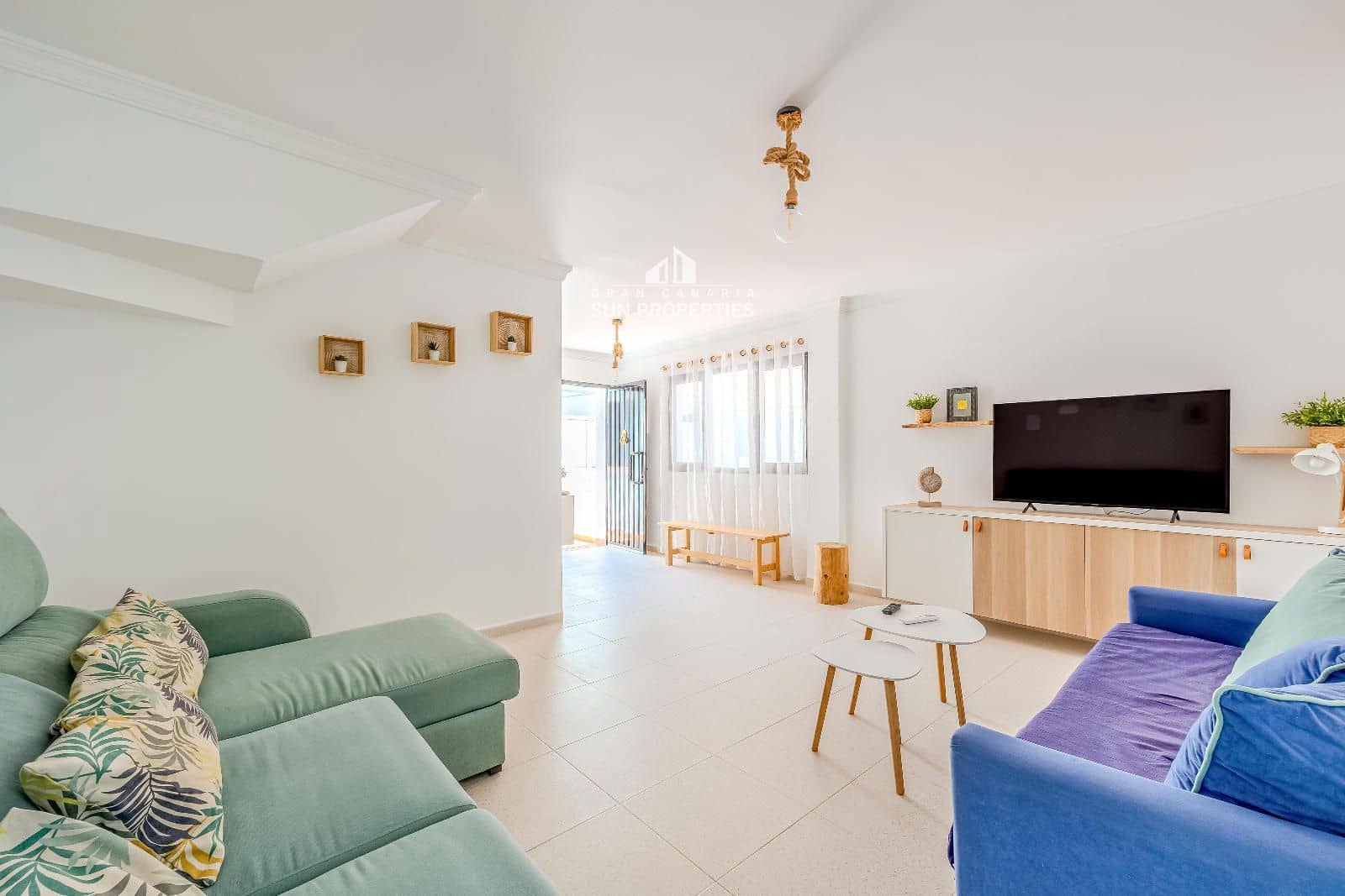 3 quarto Moradia para arrendar em Mogan com piscina garagem - 1 600 € (Ref: 9941564)