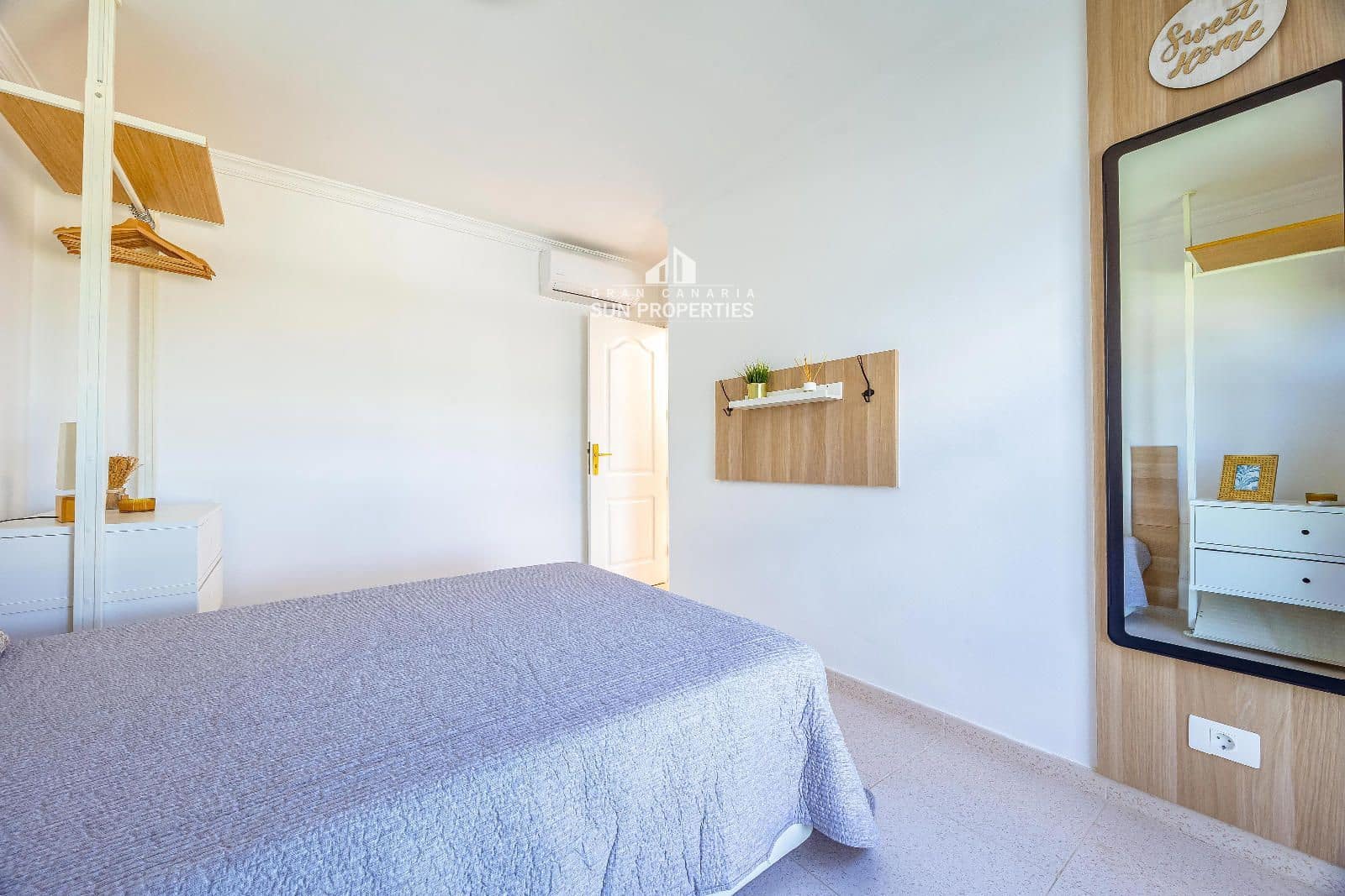 3 quarto Moradia para arrendar em Mogan com piscina garagem - 1 600 € (Ref: 9941564)