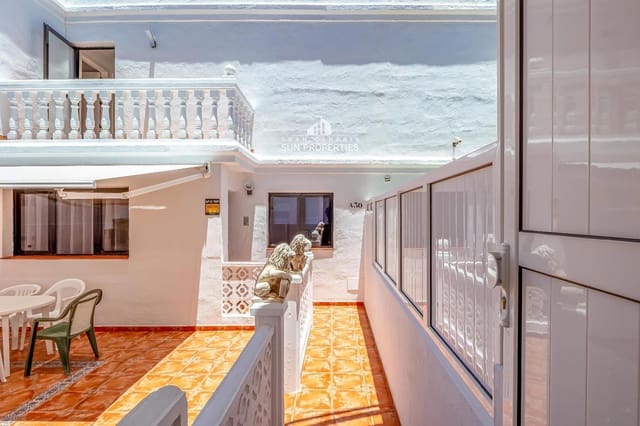 3 quarto Moradia para arrendar em Puerto Rico, Mogán com piscina garagem - 1 600 € (Ref: 9941564)