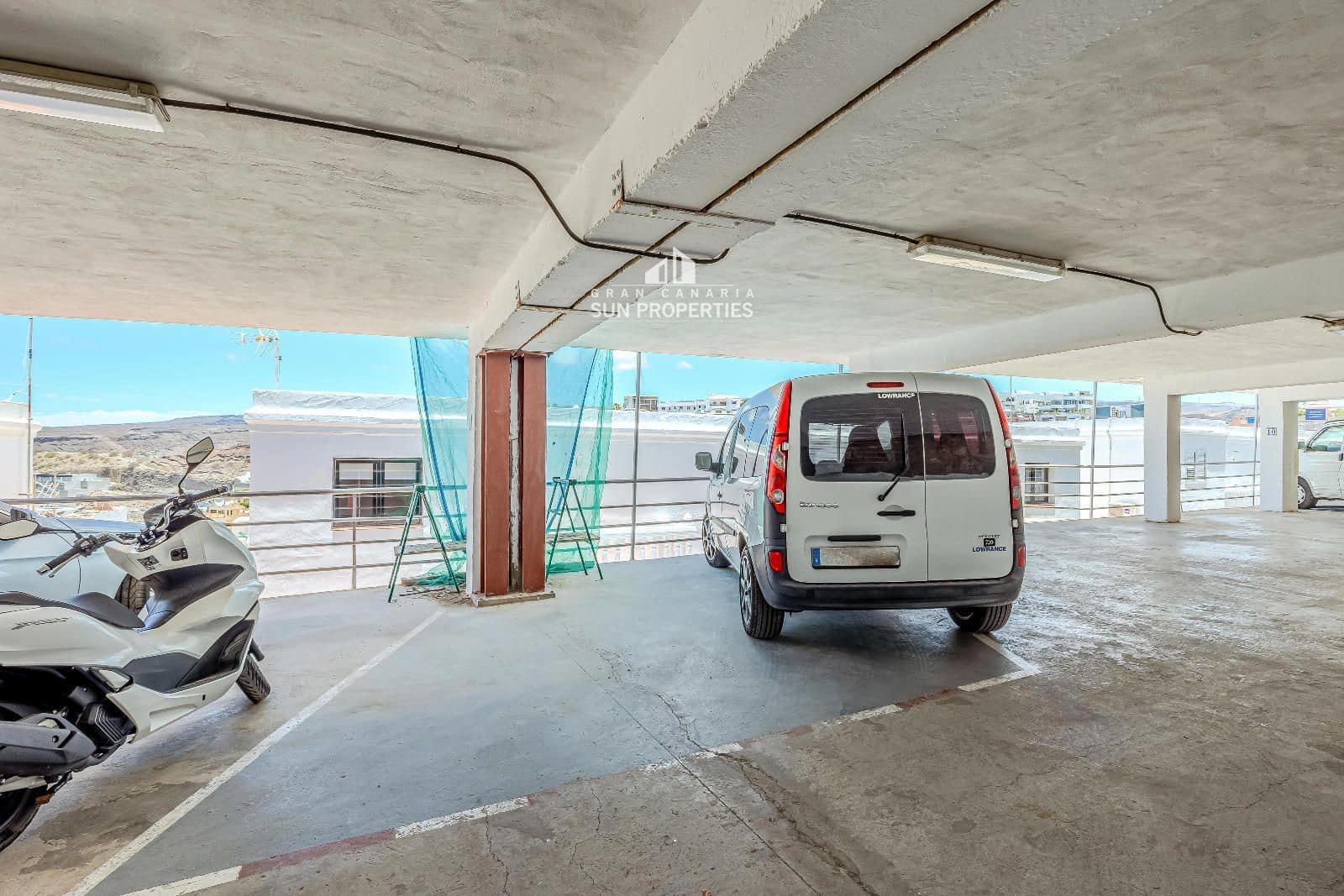 3 quarto Moradia para arrendar em Mogan com piscina garagem - 1 600 € (Ref: 9941564)