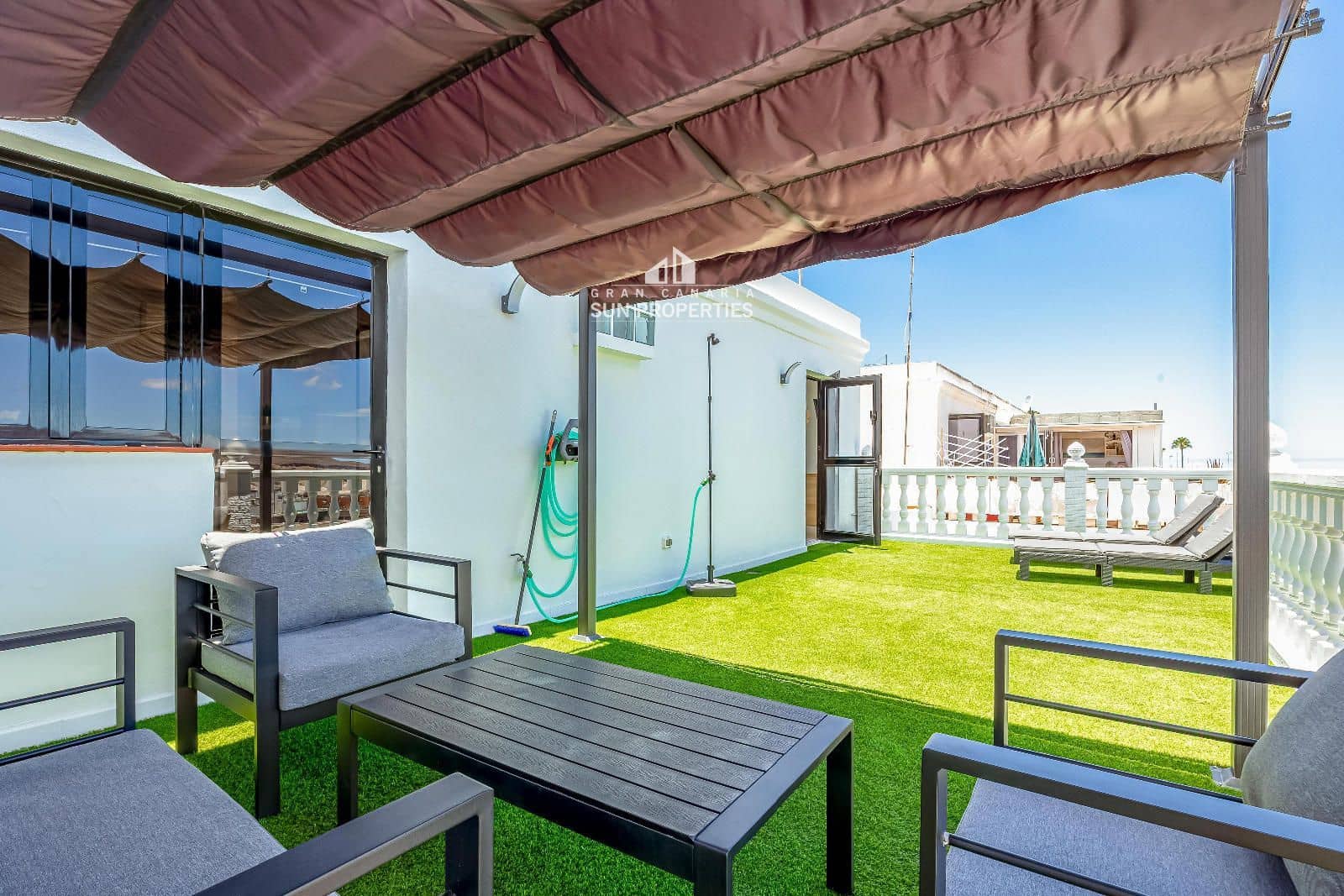 3 quarto Moradia para arrendar em Mogan com piscina garagem - 1 600 € (Ref: 9941564)