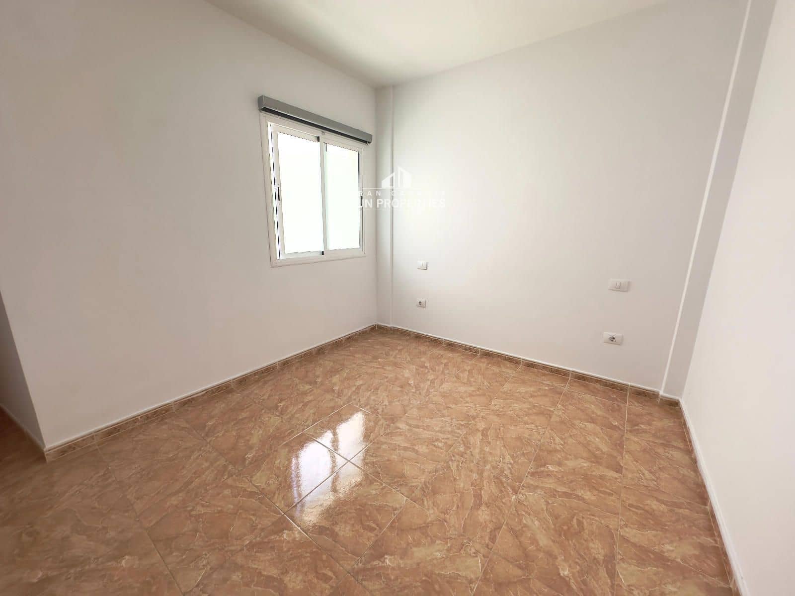 2 soveværelse Lejlighed til leje i El Carrizal - € 900 (Ref: 9946901)