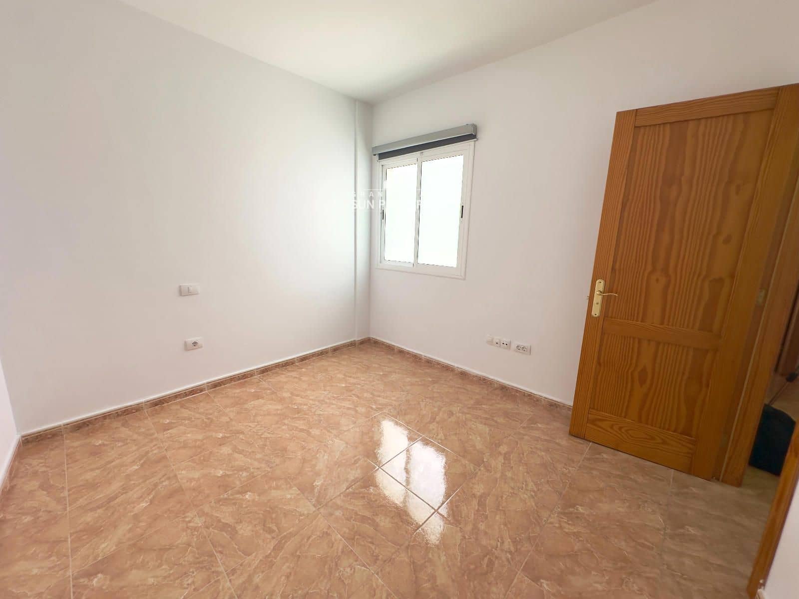 2 soveværelse Lejlighed til leje i El Carrizal - € 900 (Ref: 9946901)