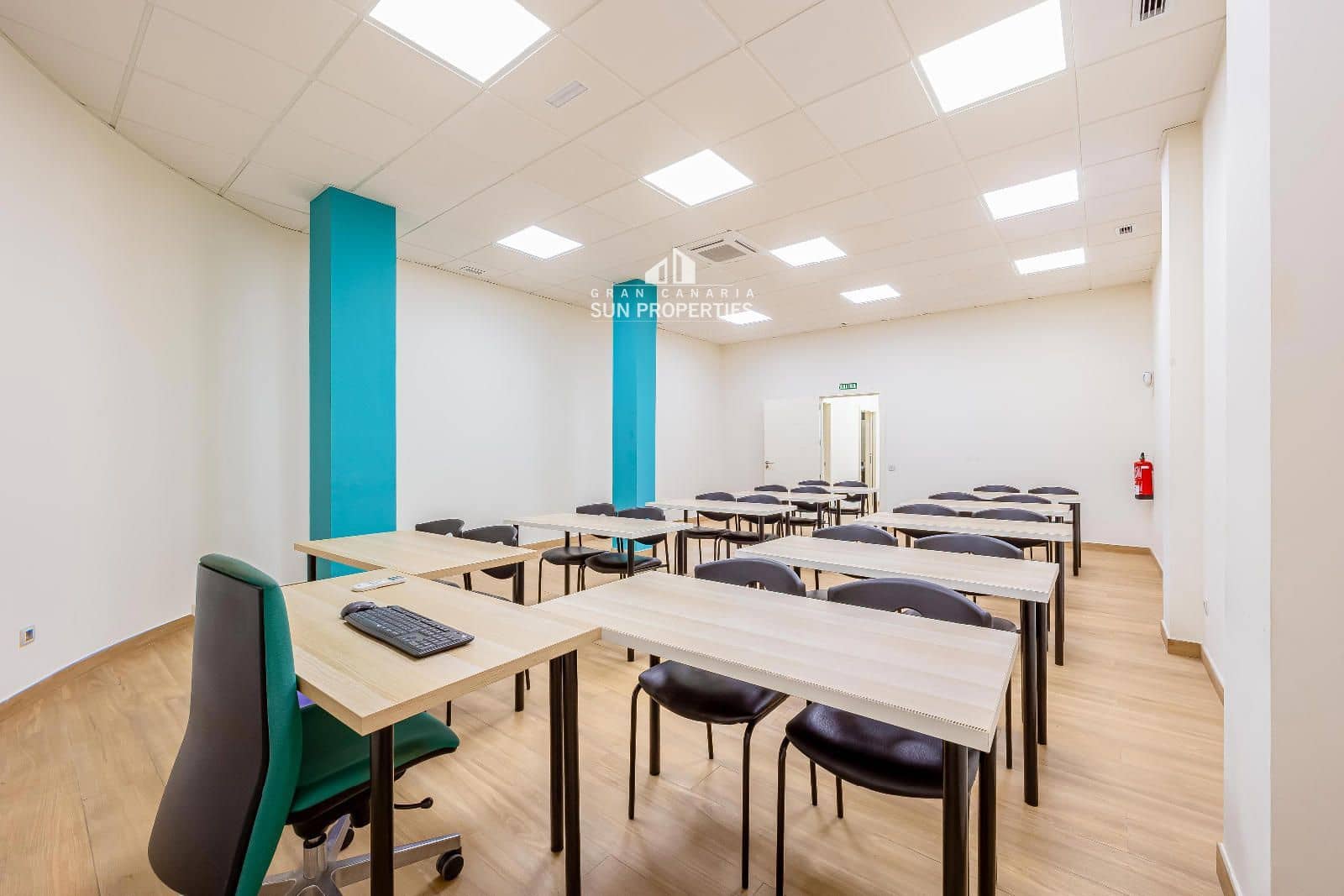 Comercial para arrendar em El Tablero - 1 605 € (Ref: 9953257)