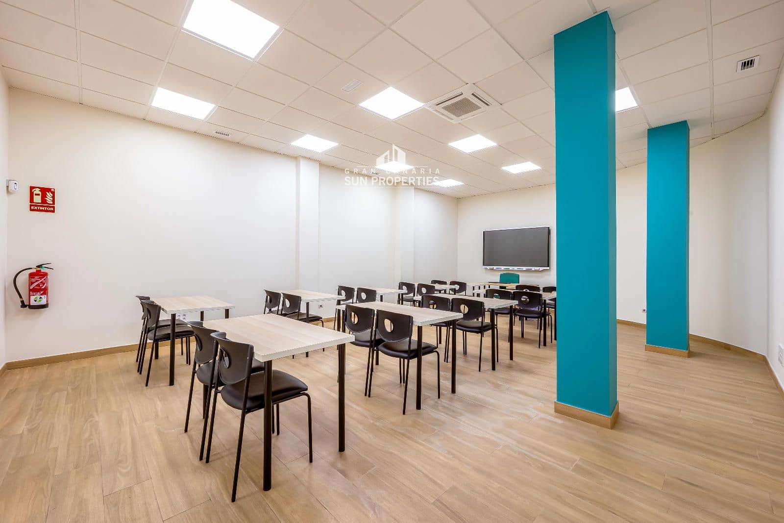 Comercial para arrendar em El Tablero - 1 605 € (Ref: 9953257)