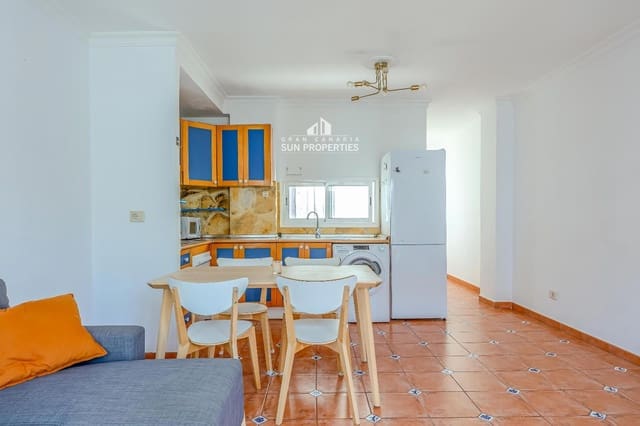 2 slaapkamer Flat te huur in Vegueta, Las Palmas de Gran Canaria - € 925 (Ref: 9964023)