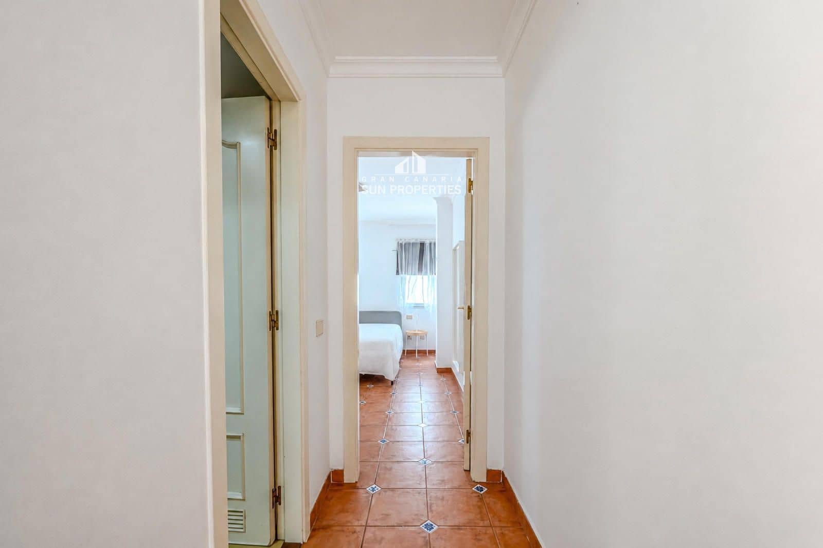 2 slaapkamer Flat te huur in Las Palmas de Gran Canaria - € 925 (Ref: 9964023)