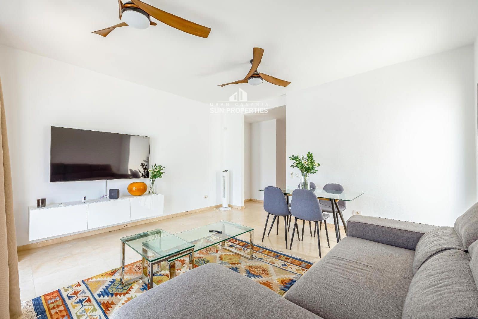 3 sypialnia Willa do wynajęcia w Puerto Rico z garażem - 1 500 € (Ref: 9995436)