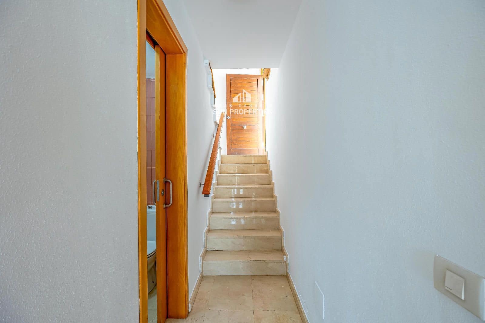 3 sypialnia Willa do wynajęcia w Puerto Rico z garażem - 1 500 € (Ref: 9995436)