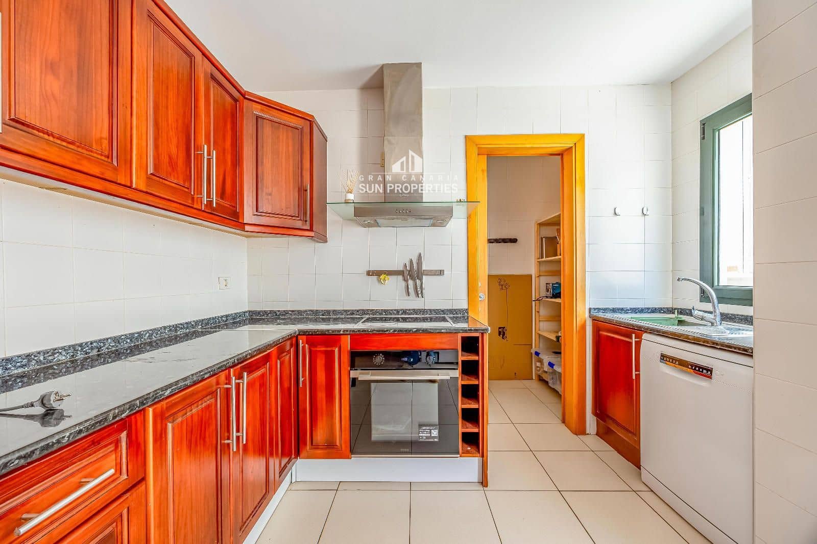 3 sypialnia Willa do wynajęcia w Puerto Rico z garażem - 1 500 € (Ref: 9995436)