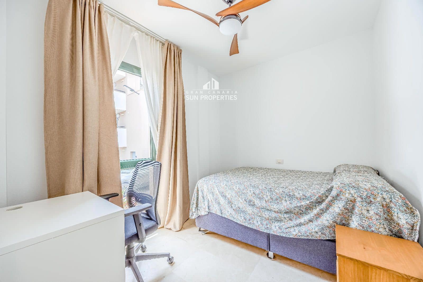 3 sypialnia Willa do wynajęcia w Puerto Rico z garażem - 1 500 € (Ref: 9995436)
