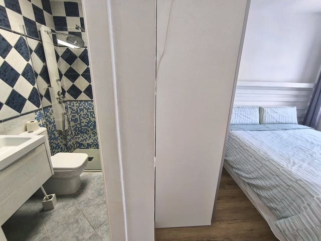 Bungalow de 1 habitación en Maspalomas, San Bartolomé de Tirajana en alquiler con piscina garaje - 1.000 € (Ref: 10041902)