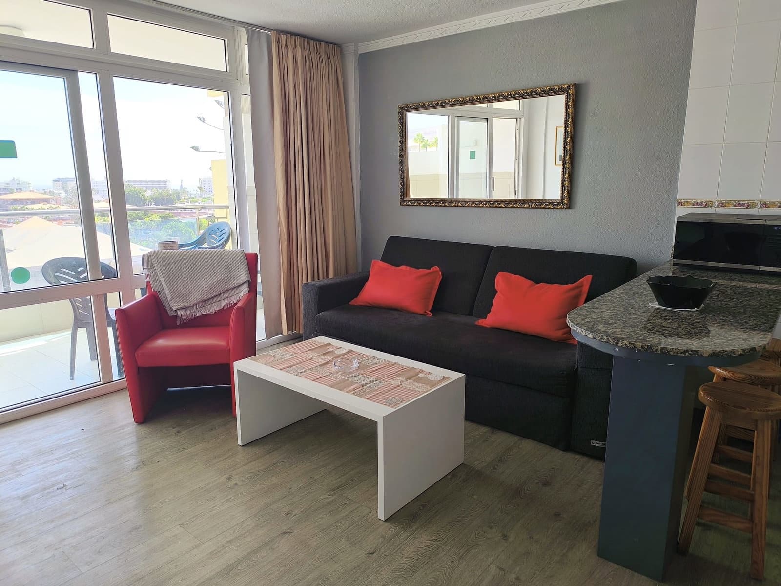 1 bedroom Apartment for rent in Playa del Ingles with pool - € 1,100 (Ref: 10167577)