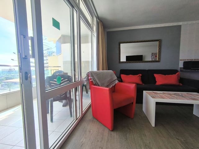 1 bedroom Apartment for rent in Playa del Inglés, San Bartolomé de Tirajana with pool - € 1,100 (Ref: 10167577)