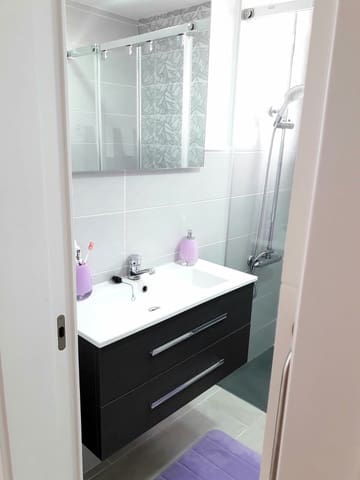 2 soveværelse Bungalow til leje i Playa del Inglés, San Bartolomé de Tirajana med swimmingpool - € 1.850 (Ref: 5704837)