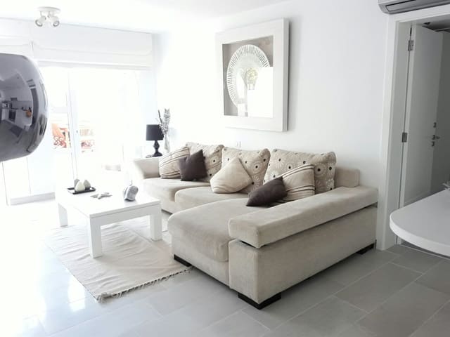 2 soveværelse Bungalow til leje i Playa del Inglés, San Bartolomé de Tirajana med swimmingpool - € 1.850 (Ref: 5704837)