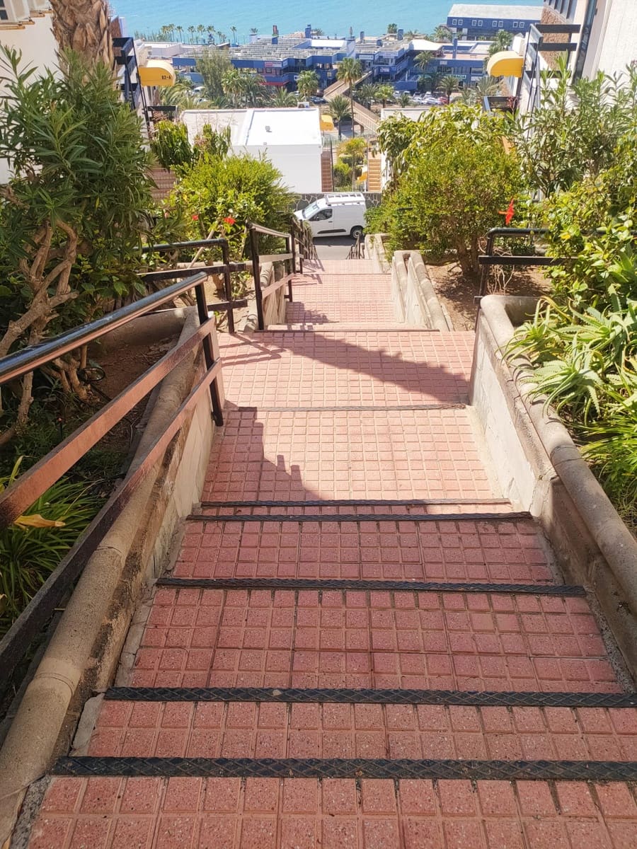1 Zimmer Apartment zu vermieten in San Agustin mit Pool - 900 € (Ref: 6502874)