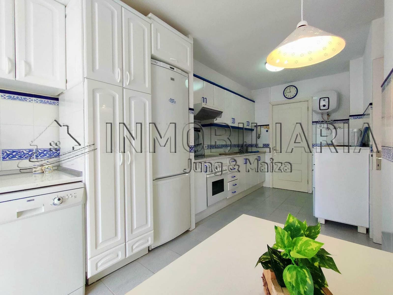 3 bedroom Apartment for rent in San Agustin - € 1,400 (Ref: 7372766)