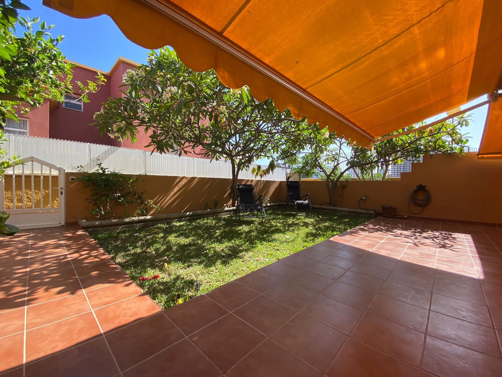 2 bedroom Bungalow for rent in San Agustin with pool - € 2,000 (Ref: 7793983)