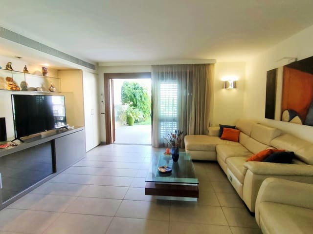 3 sypialnia Bungalow do wynajęcia w San Agustín, San Bartolomé de Tirajana z basenem - 2 600 € (Ref: 8141450)