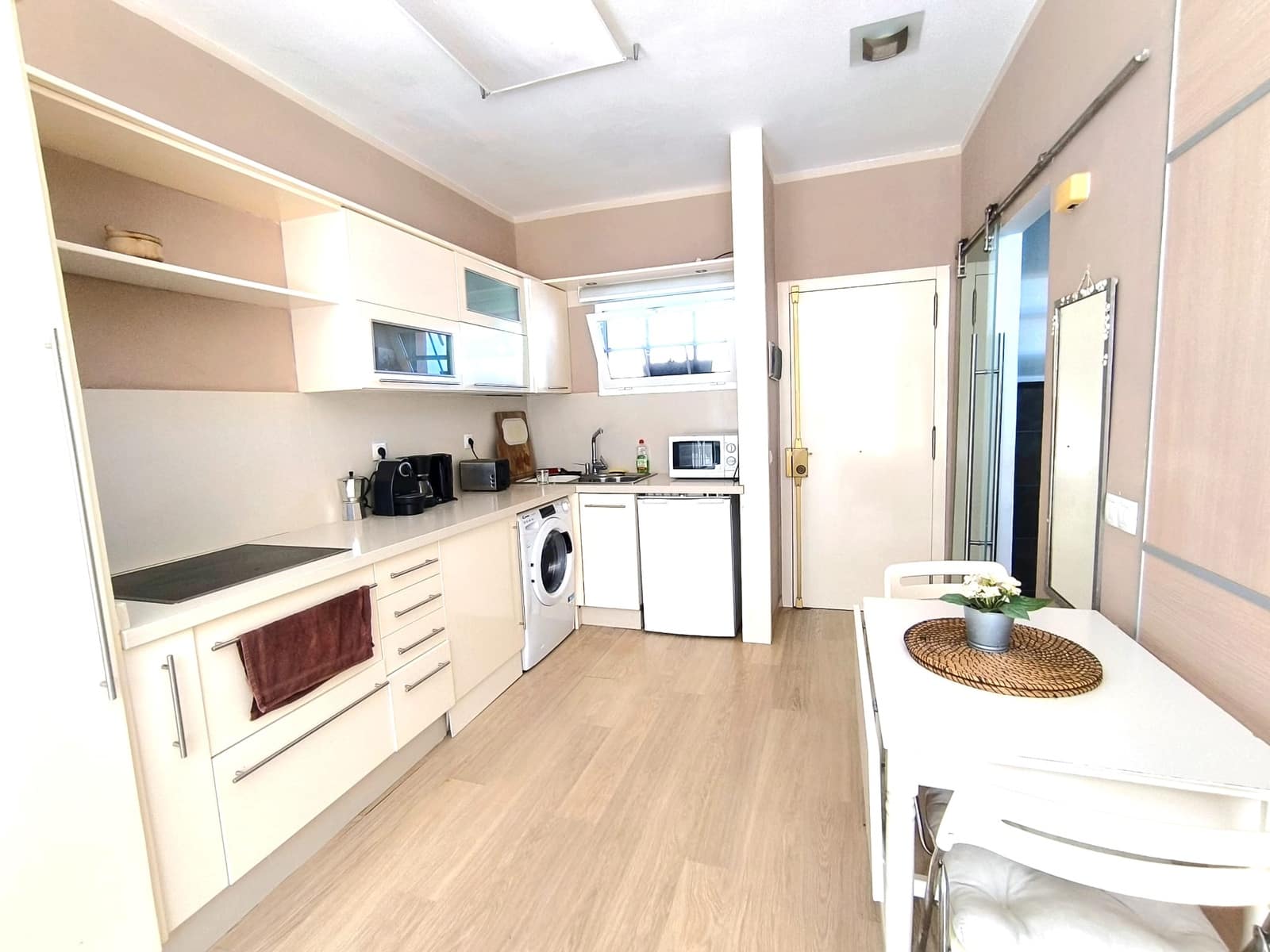 1 bedroom Studio for rent in Bahia Feliz - € 900 (Ref: 8661531)