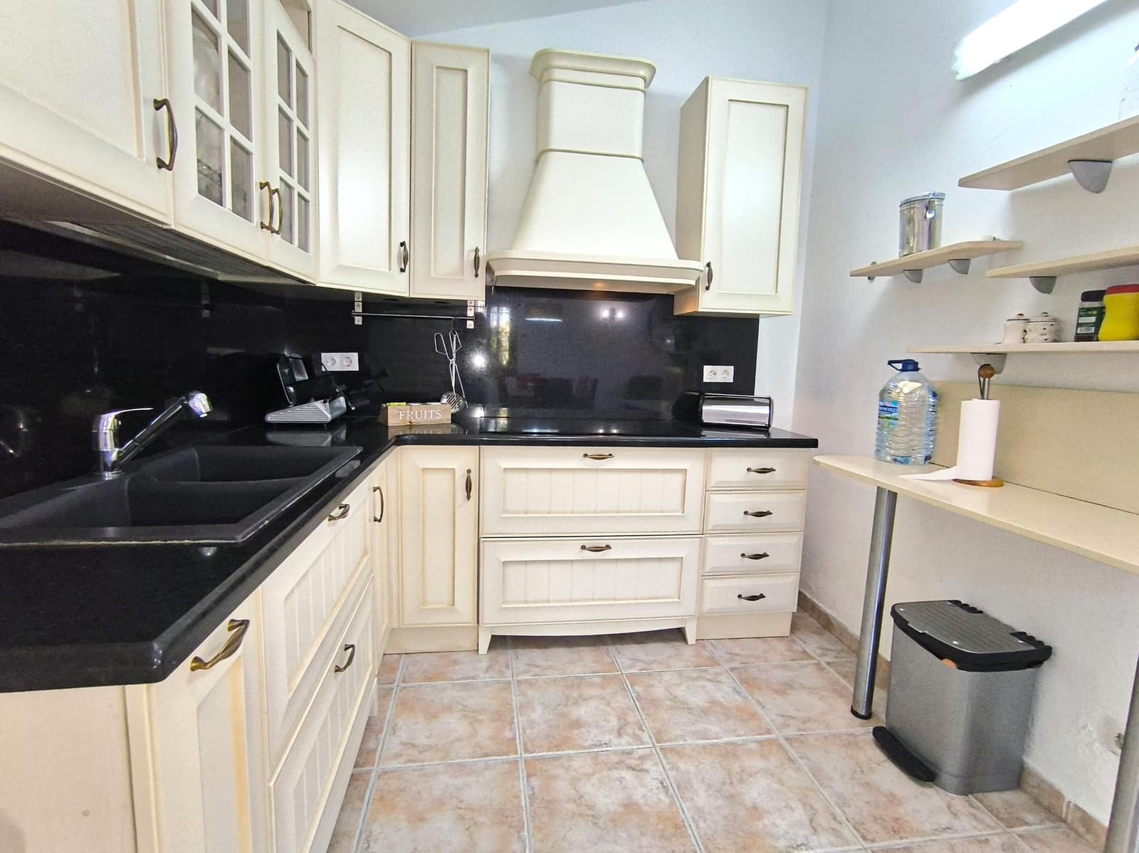 2 soveværelse Bungalow til salg i Playa del Ingles med swimmingpool - € 550.000 (Ref: 8923032)