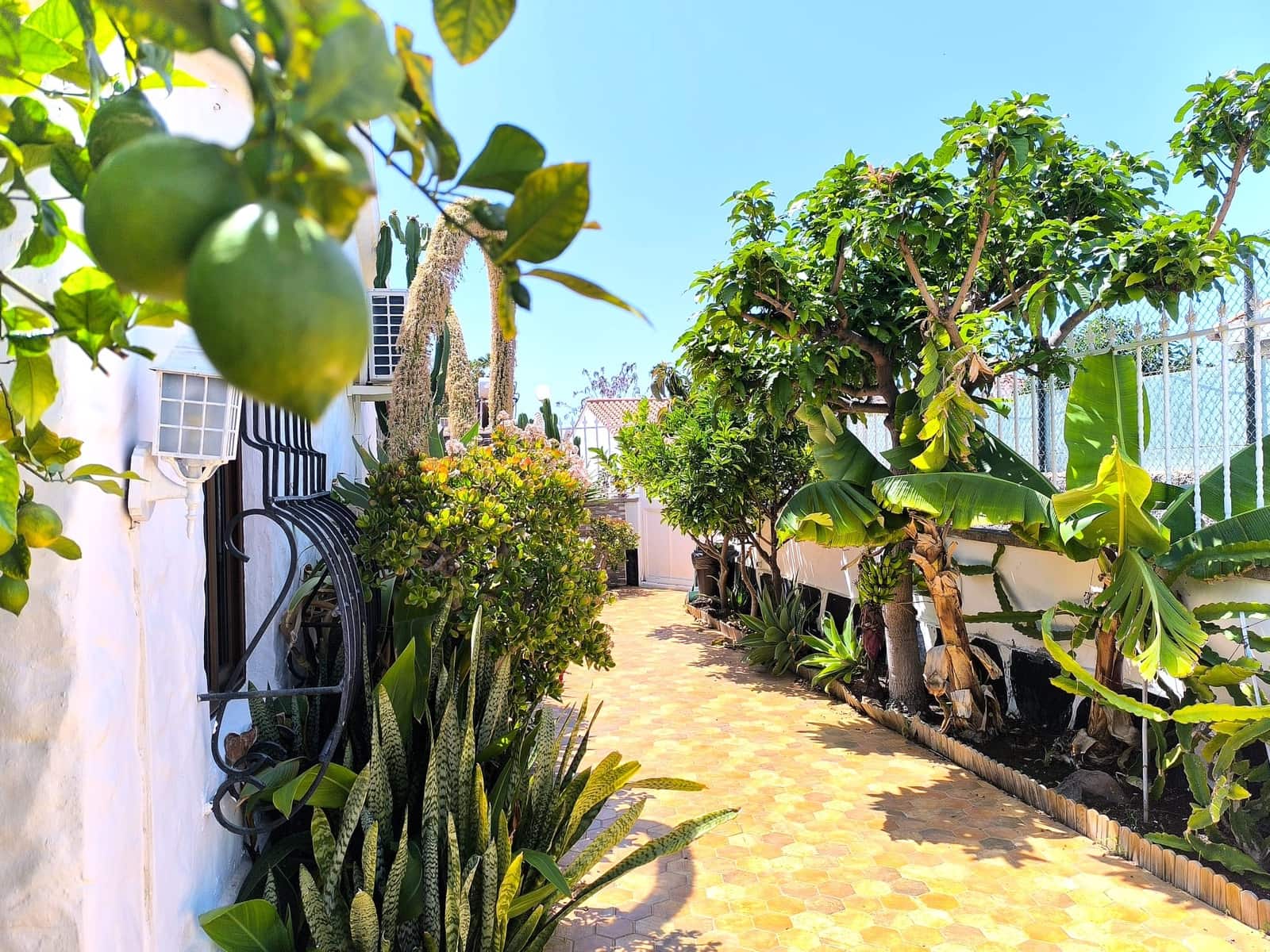 2 soveværelse Bungalow til salg i Playa del Ingles med swimmingpool - € 550.000 (Ref: 8923032)