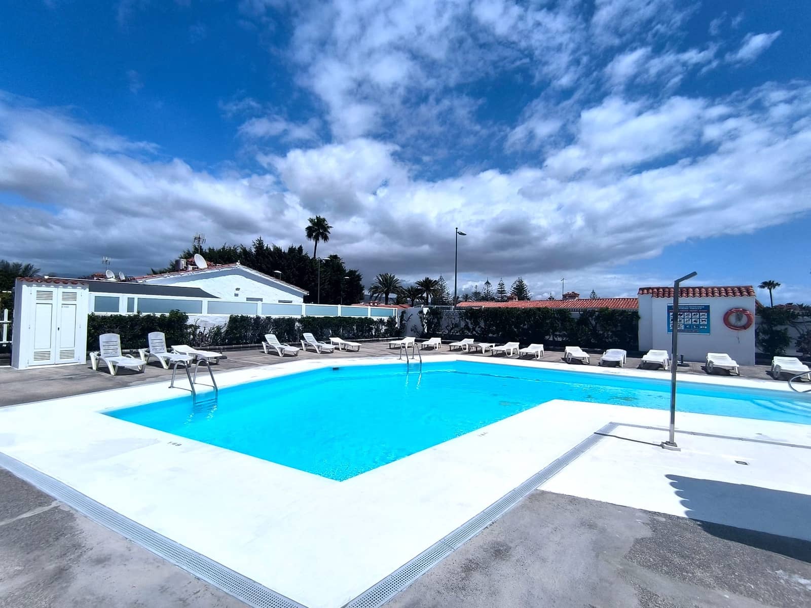 2 soverom Bungalow til salgs i Playa del Ingles med svømmebasseng - € 450 000 (Ref: 8923033)