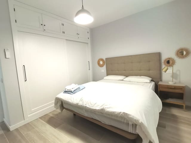 3 soveværelse Bungalow til leje i Playa del Inglés, San Bartolomé de Tirajana med swimmingpool - € 2.300 (Ref: 8938041)