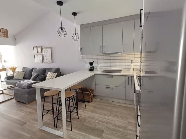 3 soveværelse Bungalow til leje i Playa del Inglés, San Bartolomé de Tirajana med swimmingpool - € 2.300 (Ref: 8938041)