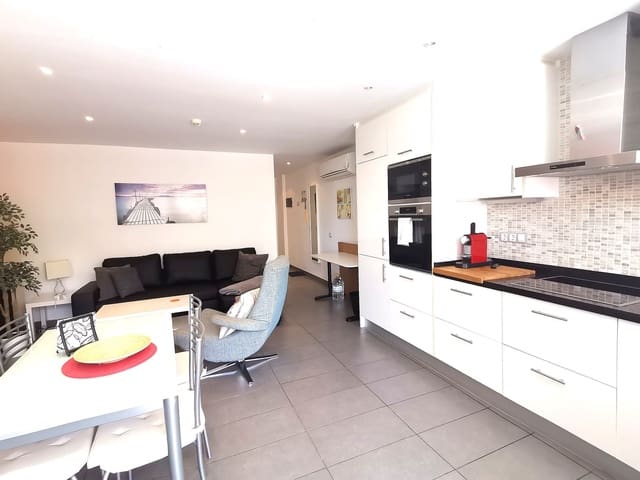 1 soverom Leilighet til salgs i Playa del Inglés, San Bartolomé de Tirajana med svømmebasseng - € 259 000 (Ref: 9004075)