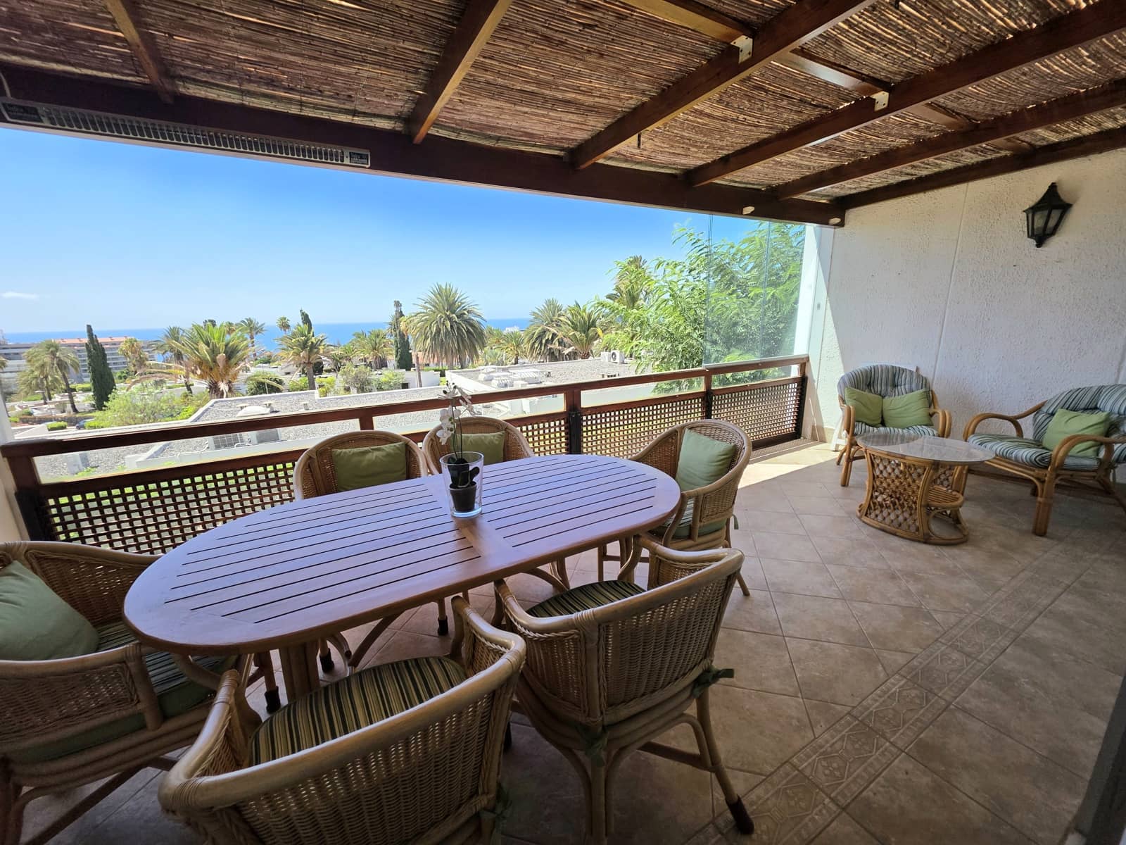 2 soveværelse Lejlighed til leje i San Agustin med swimmingpool - € 1.900 (Ref: 9170579)