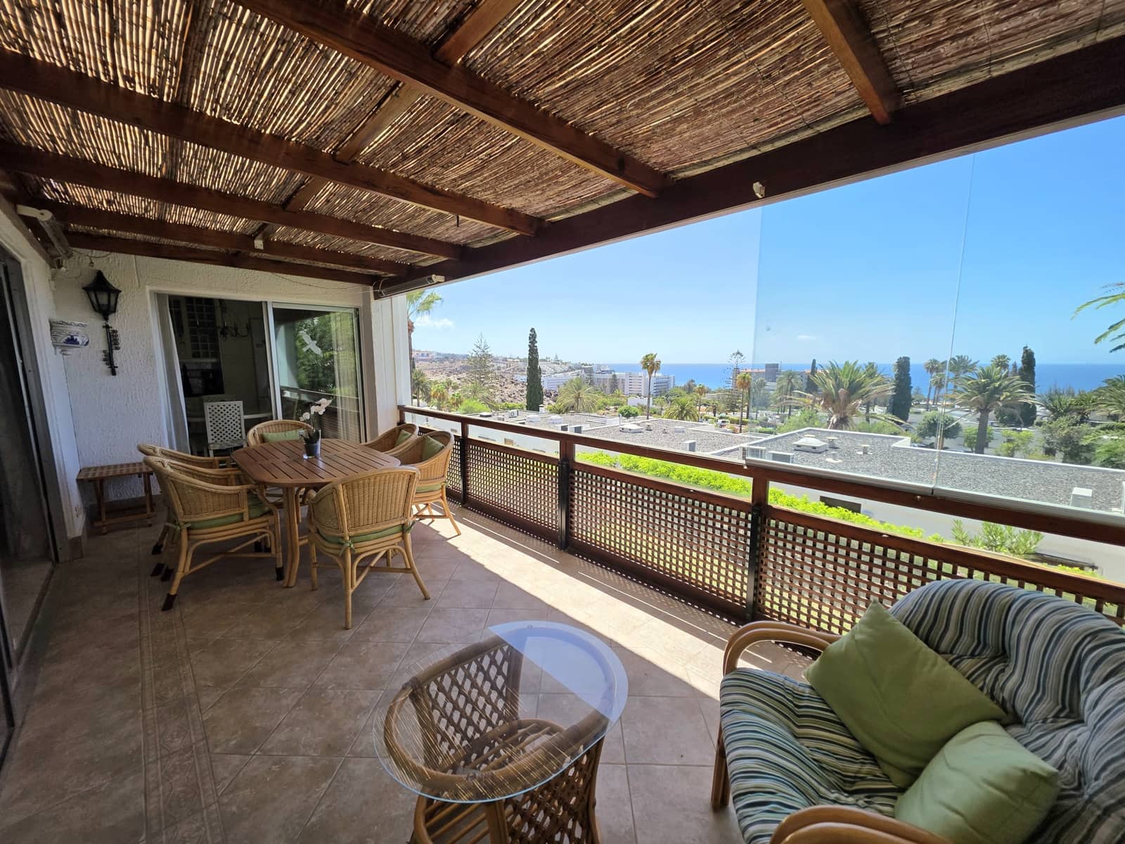 2 soveværelse Lejlighed til leje i San Agustin med swimmingpool - € 1.900 (Ref: 9170579)