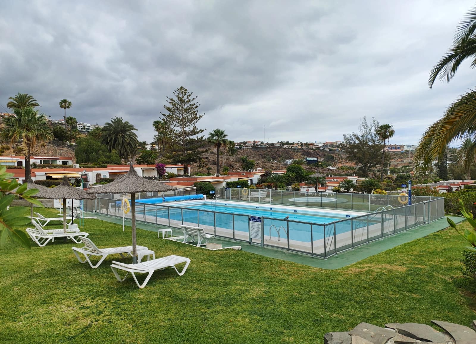 2 soveværelse Lejlighed til leje i San Agustin med swimmingpool - € 1.900 (Ref: 9170579)