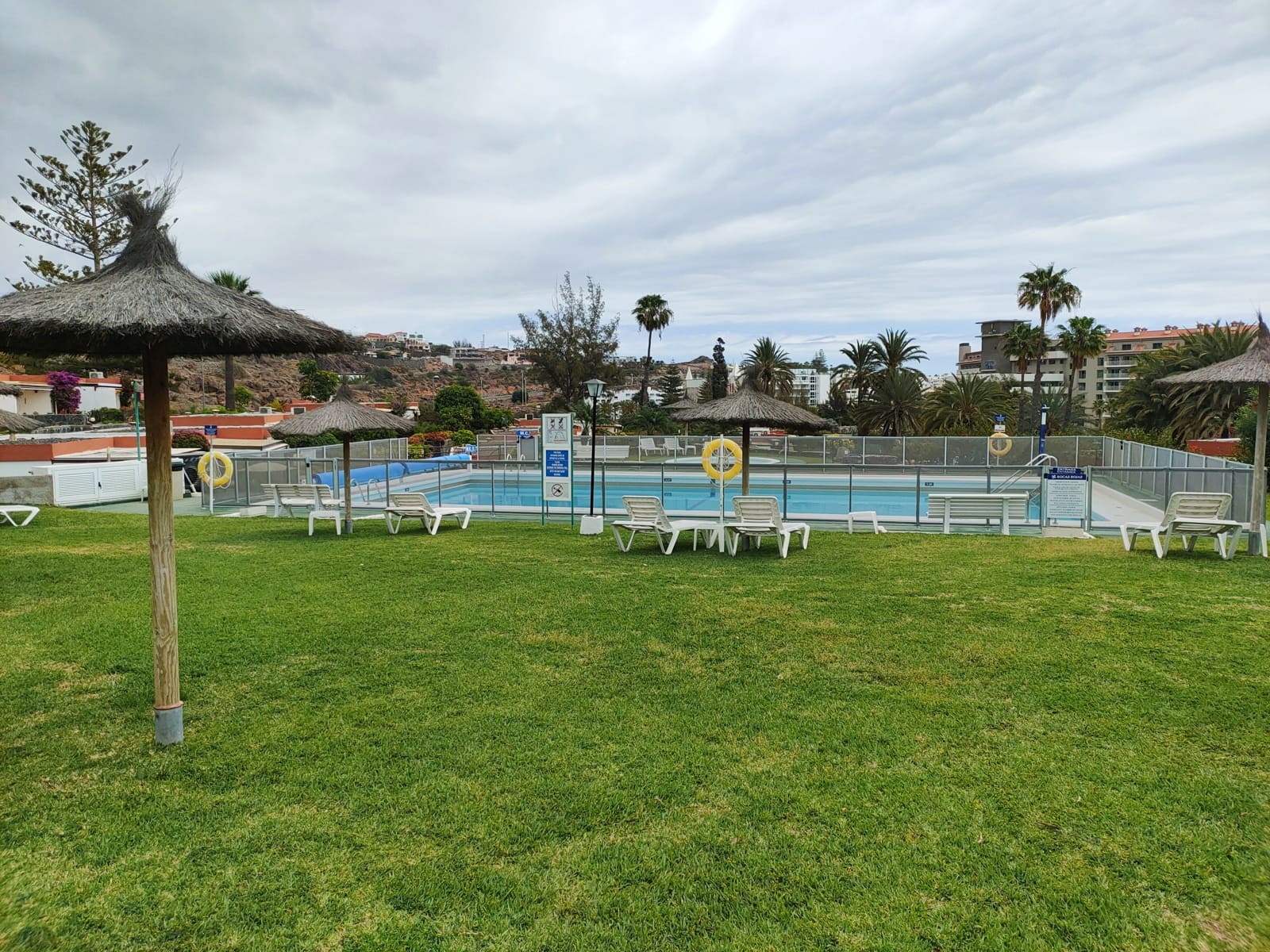 2 soveværelse Lejlighed til leje i San Agustin med swimmingpool - € 1.900 (Ref: 9170579)