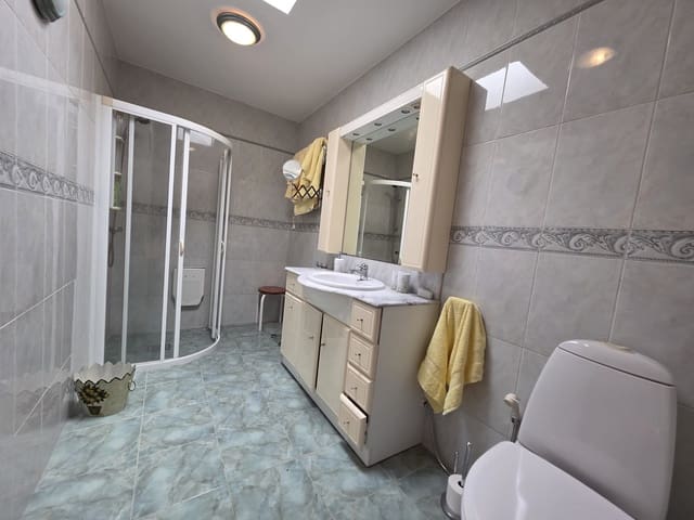 2 bedroom Apartment for rent in San Agustín, San Bartolomé de Tirajana with pool - € 1,900 (Ref: 9170579)