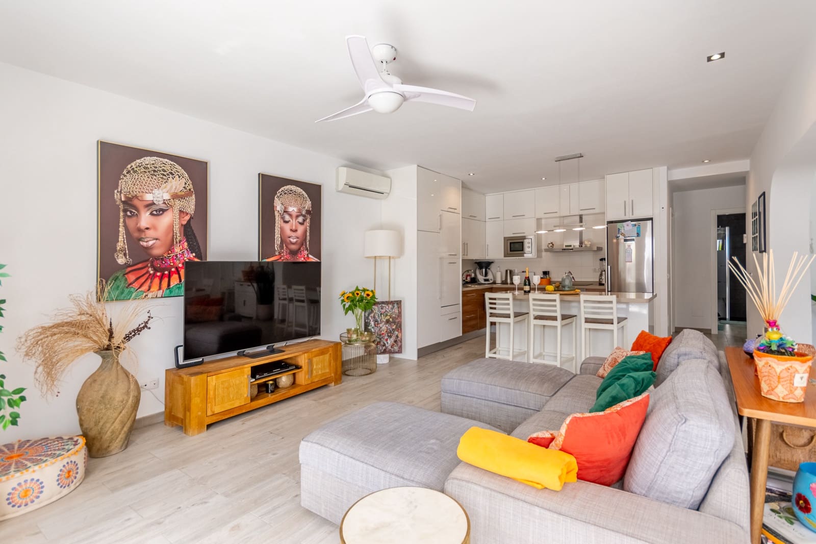 4 chambre Villa/Maison Mitoyenne à vendre à Maspalomas avec piscine - 695 000 € (Ref: 9352163)