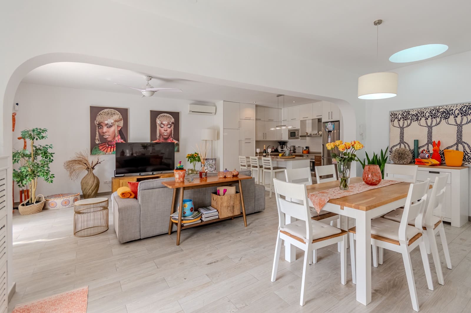 4 chambre Villa/Maison Mitoyenne à vendre à Maspalomas avec piscine - 695 000 € (Ref: 9352163)