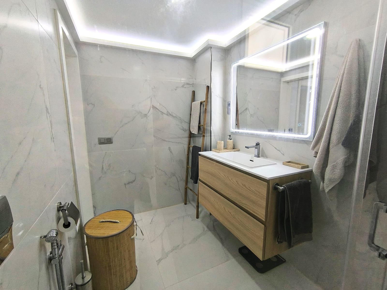 1 soveværelse Lejlighed til leje i San Agustin med swimmingpool - € 1.500 (Ref: 9400072)