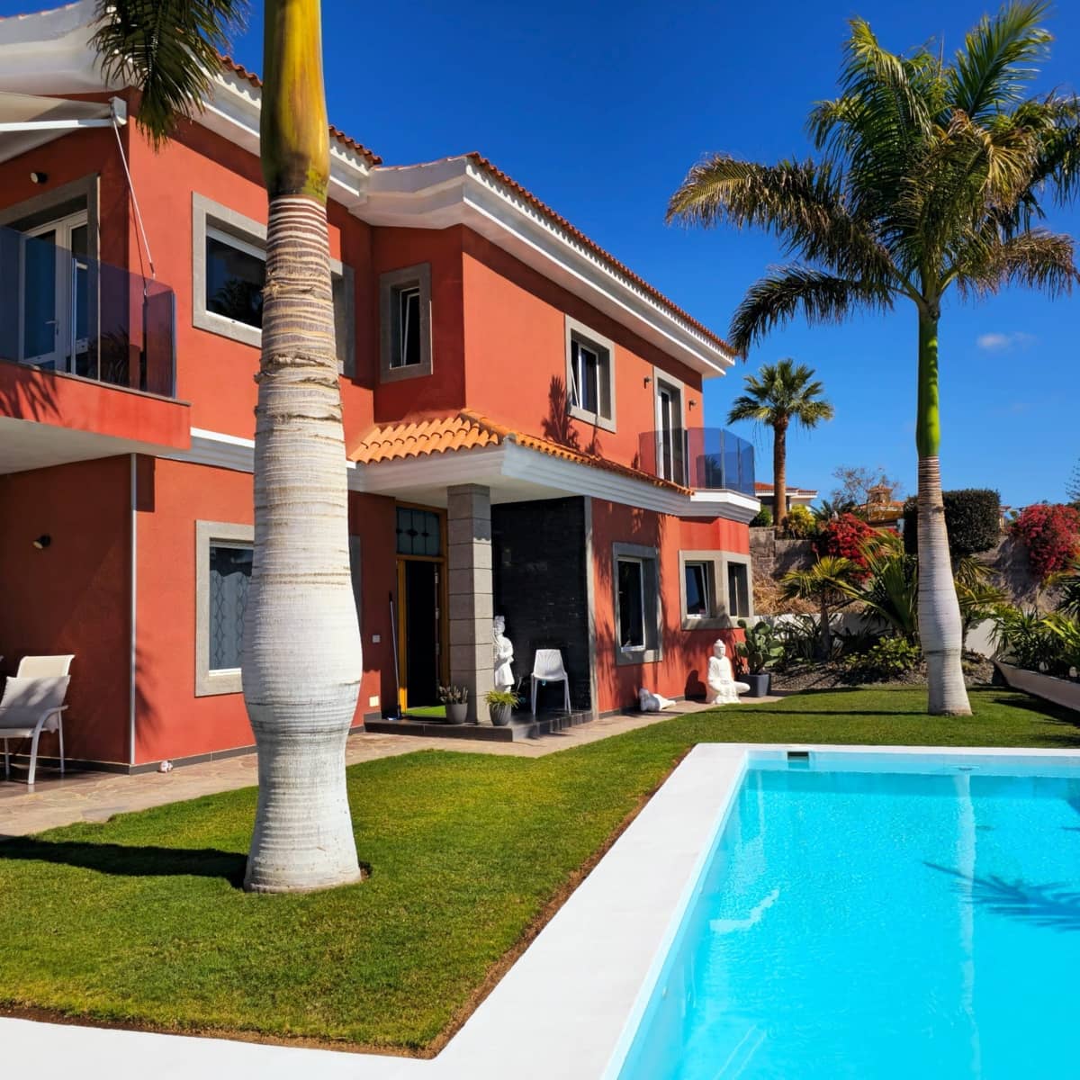 4 soveværelse Byhus til salg i Maspalomas med swimmingpool - € 1.450.000 (Ref: 9503475)