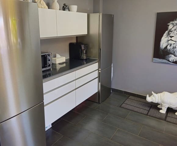 4 makuuhuone Omakotitalo myytävänä paikassa Maspalomas, San Bartolomé de Tirajana mukana uima-altaan - 1 450 000 € (Ref: 9503475)
