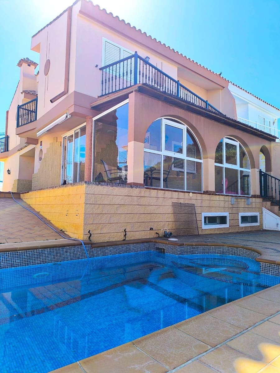 3 Zimmer Villa zu verkaufen in Meloneras mit Pool - 787.500 € (Ref: 9603478)