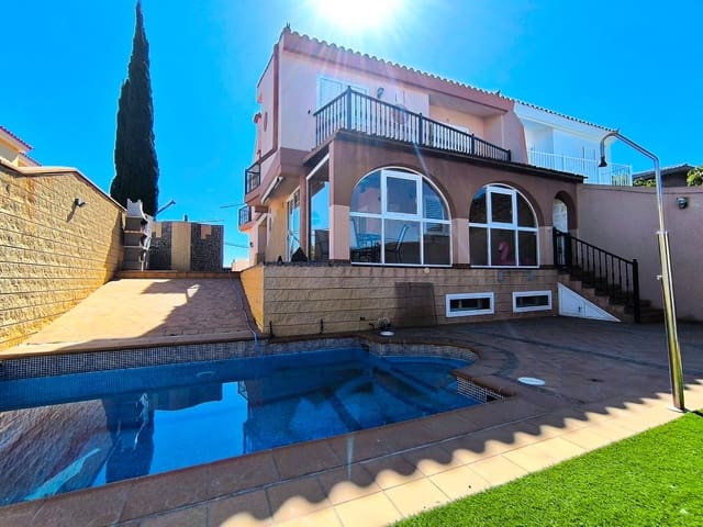 3 Zimmer Villa zu verkaufen in Meloneras, San Bartolomé de Tirajana mit Pool - 787.500 € (Ref: 9603478)