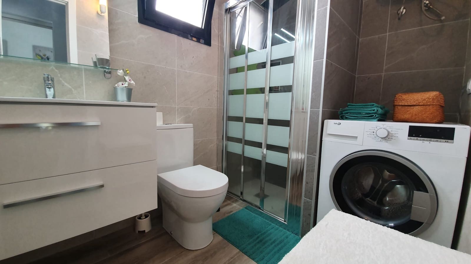 2 slaapkamer Bungalow te huur in Maspalomas - € 1.300 (Ref: 9646243)