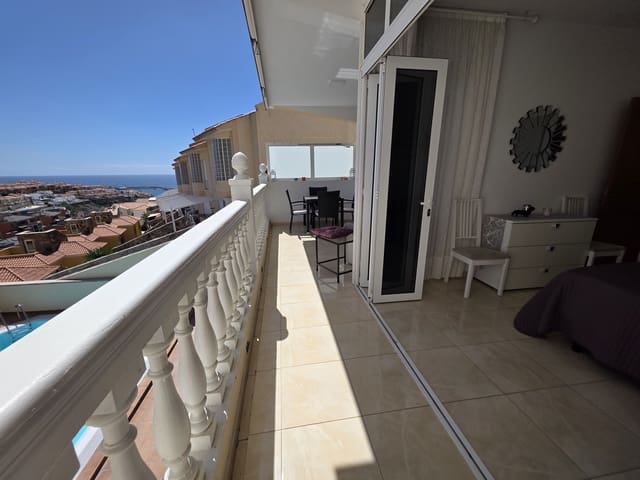 2 quarto Apartamento para arrendar em Arguineguín, Mogán com piscina - 1 300 € (Ref: 9646244)