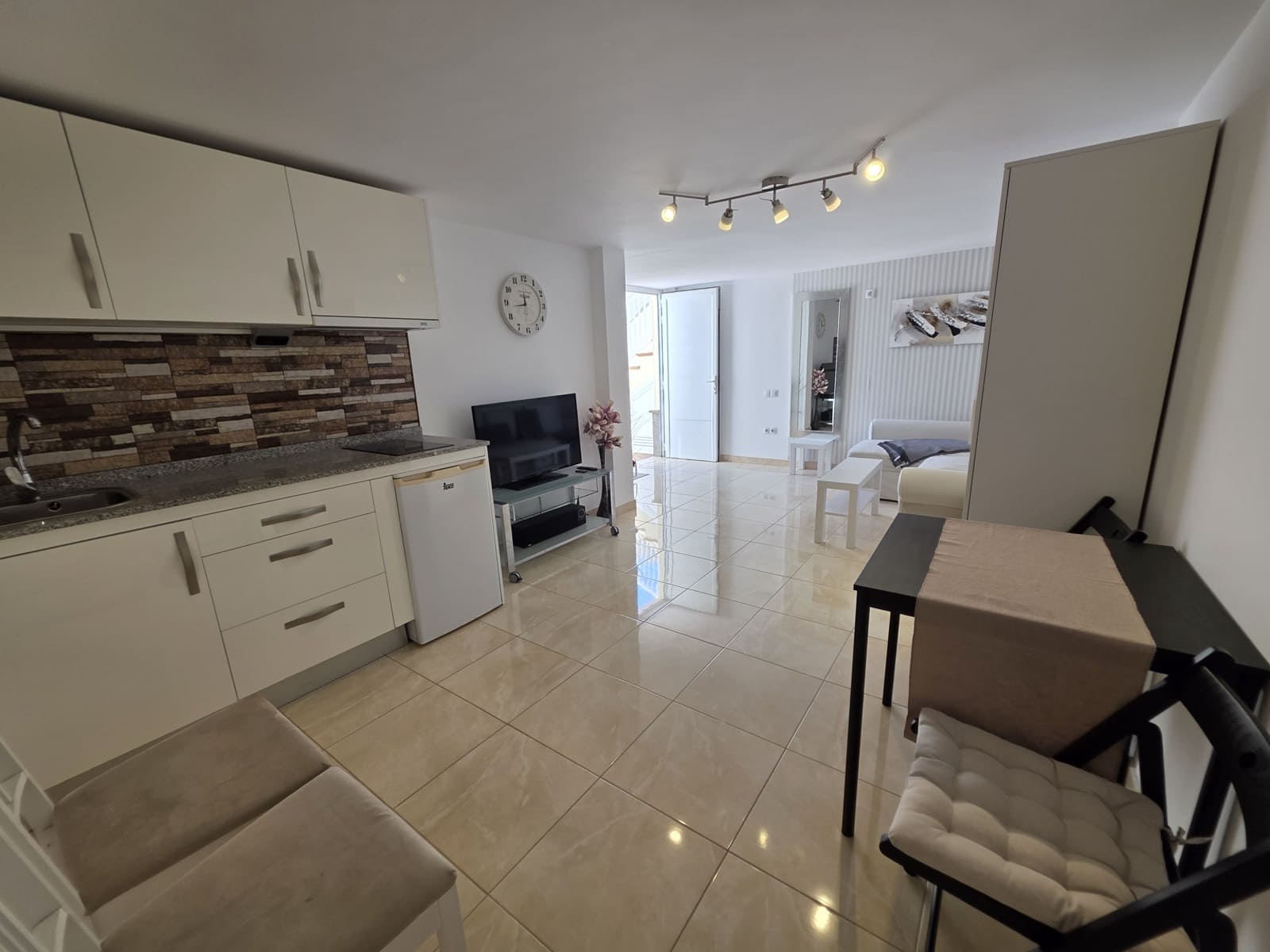 2 quarto Apartamento para arrendar em Arguineguin com piscina - 1 300 € (Ref: 9646244)