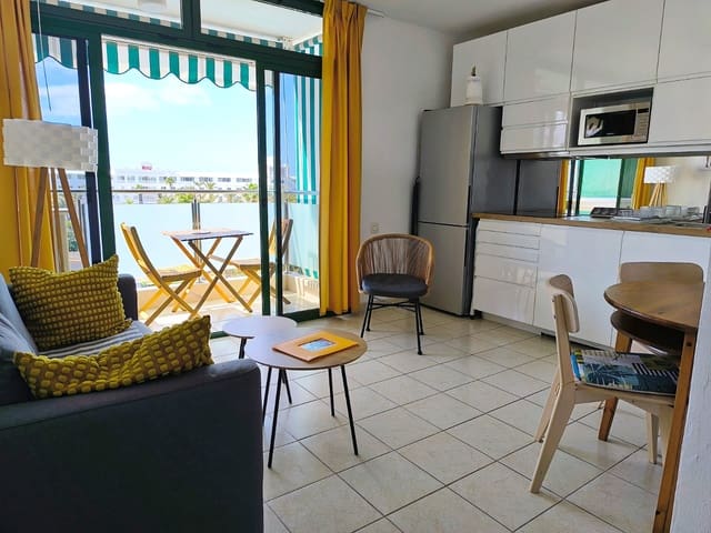 1 bedroom Apartment for rent in Playa del Inglés, San Bartolomé de Tirajana with pool garage - € 1,200 (Ref: 9805448)