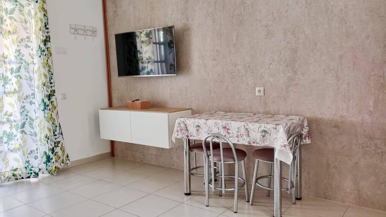 1 sypialnia Bungalow do wynajęcia w San Agustin z basenem garażem - 1 200 € (Ref: 9874423)