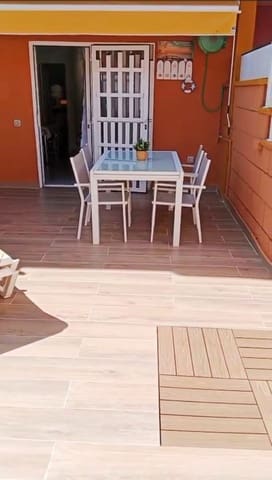 1 makuuhuone Bungalow vuokrattavana paikassa San Agustín, San Bartolomé de Tirajana mukana uima-altaan 
autotalli - 1 200 € (Ref: 9874423)