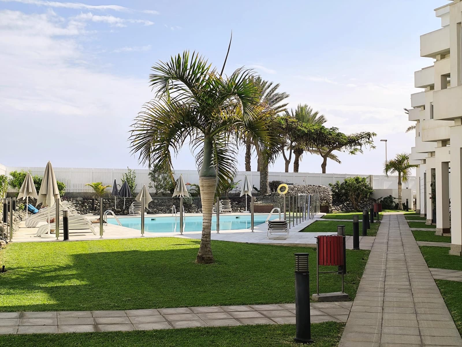 1 bedroom Apartment for sale in Playa del Ingles with pool - € 320,000 (Ref: 9877256)